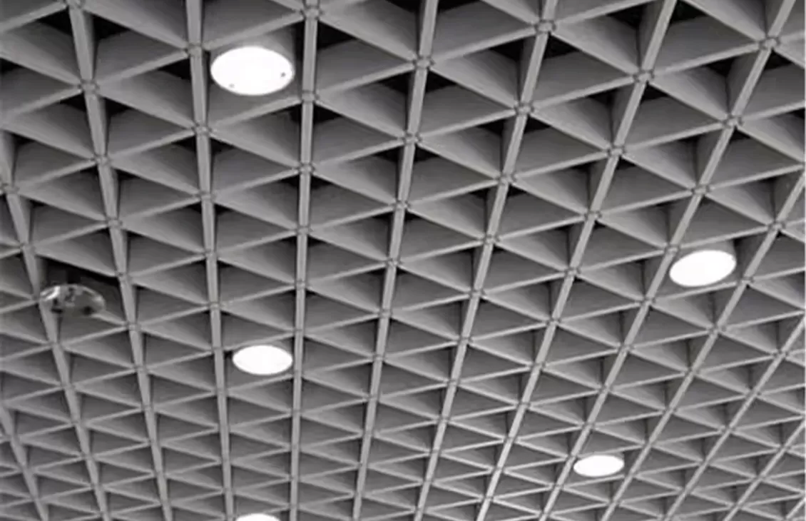 Грильято Треугольное ячейка 150х150х150 мм Грильято Треугольное ячейка 150х150х150 мм